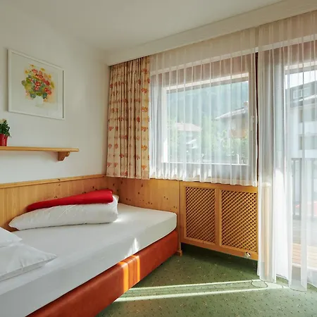 Hotel Appartement Roggal Lech am Arlberg Exterior photo