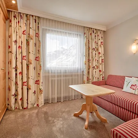 Hotel Appartement Roggal Lech am Arlberg Exterior photo